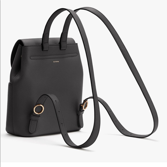 cuyana black leather backpack 16" Laptop inch womens backpack Cuyana + Croc Embossed Leather
